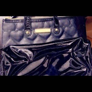 Makeup travel betsey Johnson bag